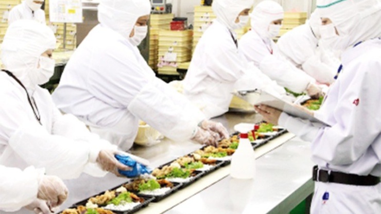 8 NAM/NỮ CHẾ BIẾN THỰC PHẨM