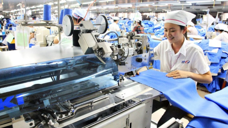 3 NAM MAY VẢI BẠT